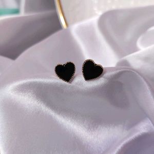 Black Pendant Set