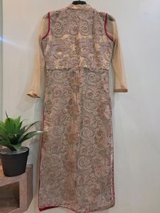 Women's fancy kurti