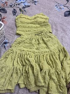 Chic Ruffled Lime Green coord