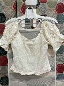 White Lace Puff Sleeve Top size M
