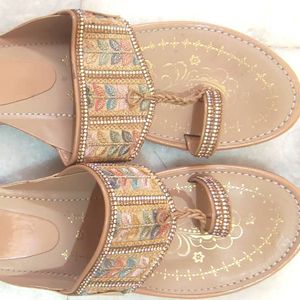 Embellished Toe Ring Sandals