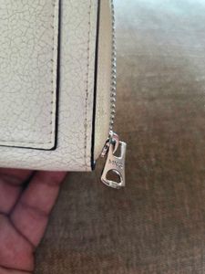 MANGO textured card holder with Chain