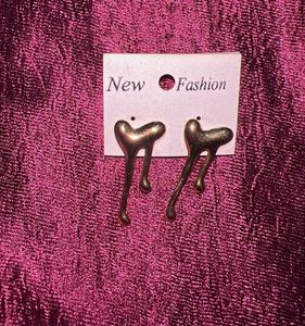 Unique Drip Heart Earrings 💓