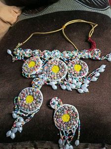 hand made jewelry har earings beads