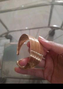 Chunky Gold Wire Bangle