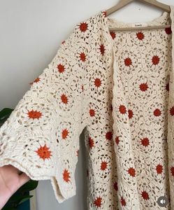 Cream Crochet Flower Kimono Cardigan