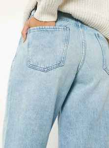 Light Wash High Waist Jeans