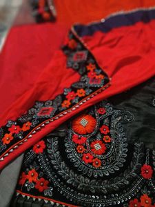 Elegant Red &amp; Black Silk Saree