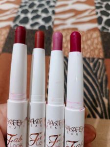 Set of 4 Fab Look Lipsticks