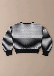BLACK &amp; WHITE TEXTURED KNIT CREWNECK SWEATER