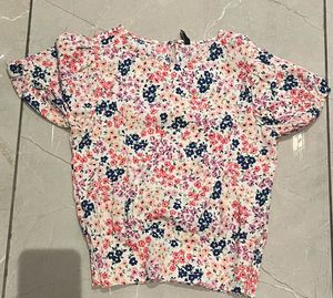 Floral Print Puff Sleeve Top