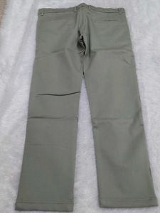 Men's Classic Fit Chinos