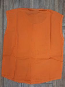 R/N Seleveless Shirt For Summers 👕