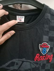 Boy's T-shirt 😍