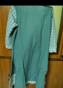 🔥Combo of 2 Chikankari Kurtis🔥
