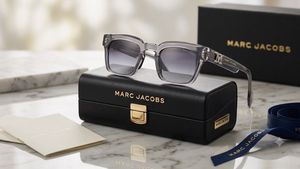 Marc Jacobs Sunglasses