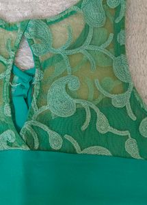 Stylish Teal Lace Detail Tie-Front Top