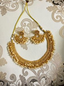 Elegant Pearl &amp; Gold Necklace Set