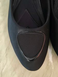 Elegant Black Ballet Flats
