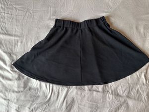 Chic Black Skater Skirt