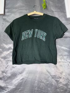 Green "New York" Graphic crop T-Shirt
