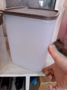 Tupperware Container for Food Storage