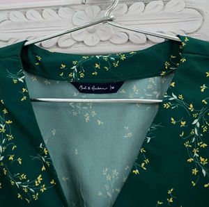 Mast &amp; Harbour Green Floral Tie-Front Crop Top