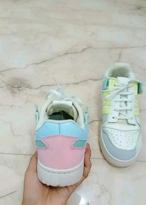 Low Pastel Sneakers