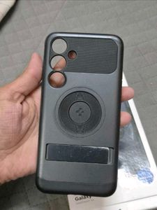 Samsung Galaxy S24+ 🛡️⚡Spigen  Armor MagFit Case