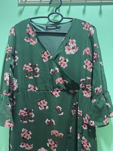 Chic Floral Wrap Dress