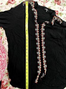 Embroidered Black Top &amp; Floral to