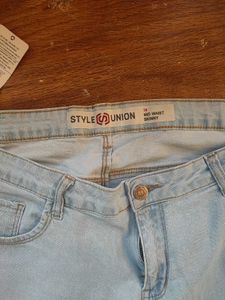 Light Wash Denim Jeans