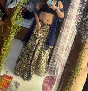 Ethnic Lehenga skirt + chunnari (no blouse)