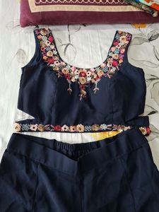 2 Pease Ethenick Wear