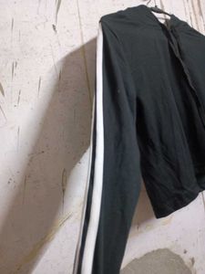 Cropped Hoodie with Striped Sleeves