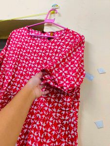Red &amp; White Printed Top