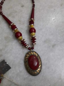 dark Green Silk Blend Saree with necklace