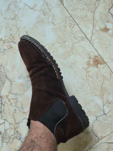 Velvet Brown Chelsea Boots 🔥