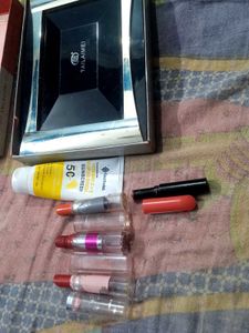 TAILAI MEI Four in One Makeup Kit