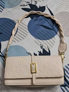 Elegant Shoulder Bag with Braided Strap