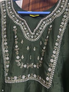 Elegant Green Embroidered Kurta