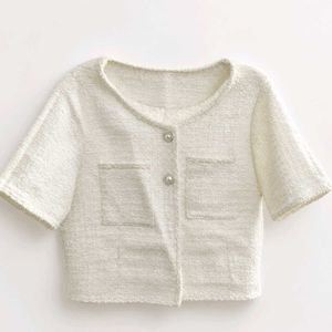 Chic Tweed Cropped Jacket