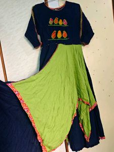 Unique Navy Green Kurta 💙💚