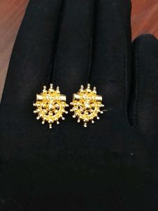 Intricate Gold Tone Sunburst Earrings