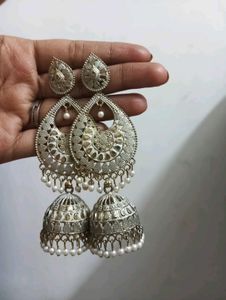 Exquisite Jhumka Earrings with Pearls