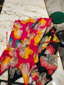 Abstract Print Sleeveless short kurti