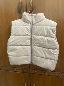Sale!!cream buffer half jacket