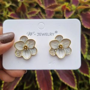 Chunky Camelia With AD Korean Studs