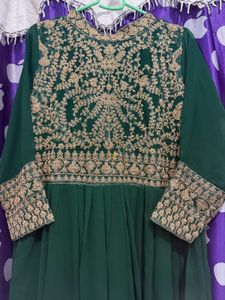 Elegant Green Kurta with Gold Embroidery