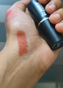 Glimmer Lipstick